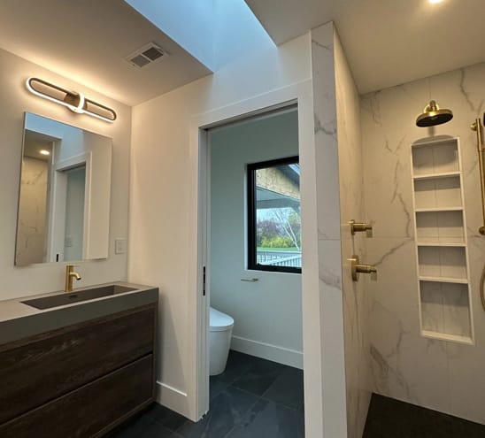 contemporary-bath-main-image contemporary-bath-main-image